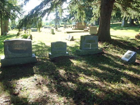 grafstenen familie maring-anspach on 24 Jun 2012.